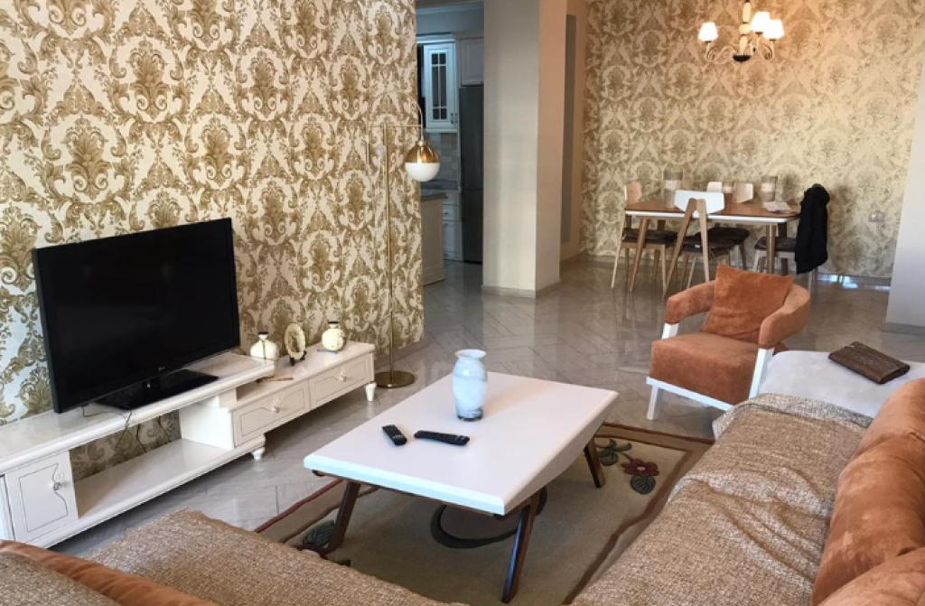 Appartamento 2+2 In Affitto a Zogu i Zi, Tirana - 700€ | 115 m²