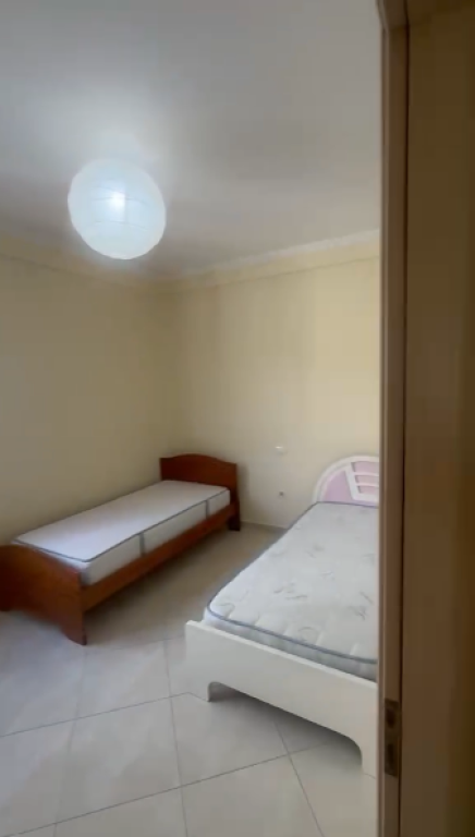 Apartament 2+1+2 me Qira Fresk Tirane