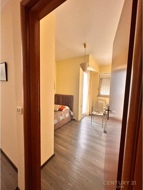 Appartamento Moderno 2+1+2 in Vendita a Ish Blloku, Tirana 350.000 €