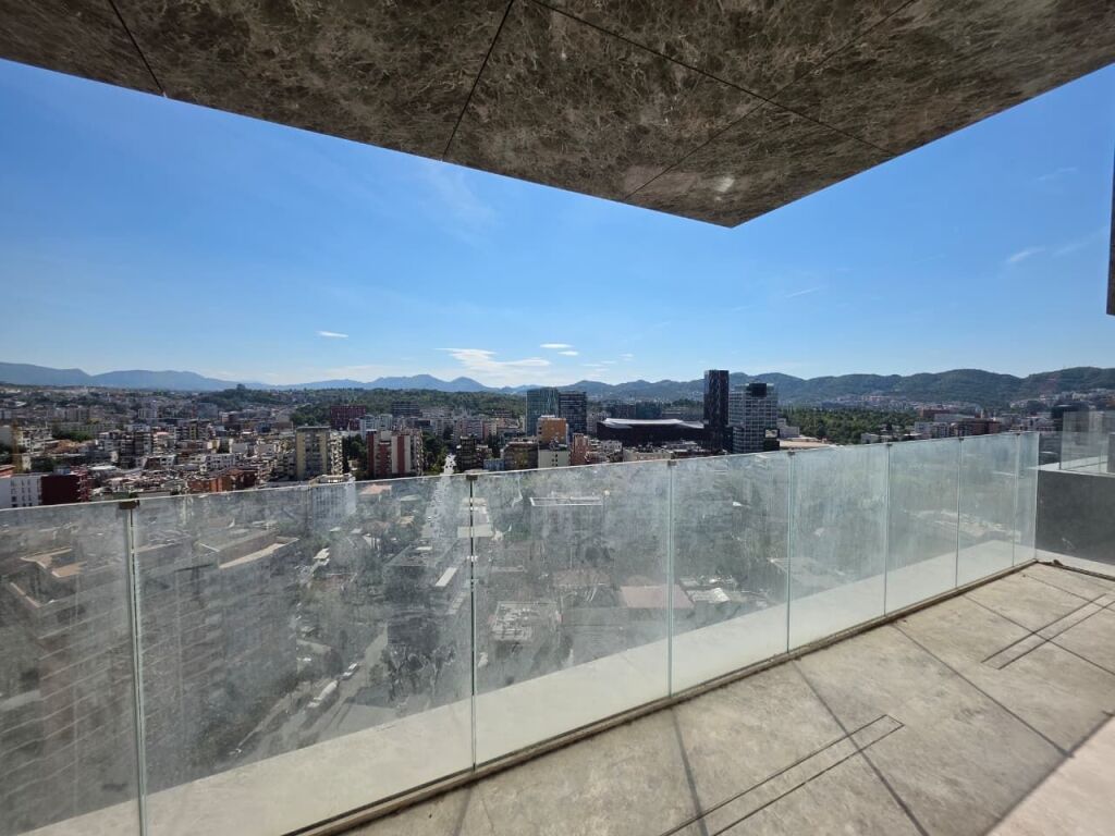 SHITET ▪️︎ APARTAMENT 1+1 DOWNTOWN ONE, TIRANA