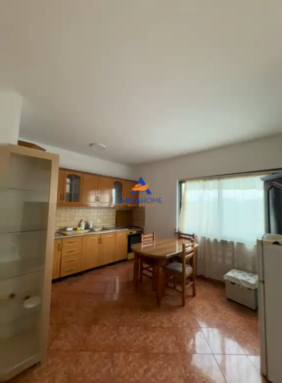 APPARTAMENTO IN AFFITTO 2+1+BALCONE "RRUGA E DIBRES, FACOLTÀ DI MEDICINA" 42.000 LEKE