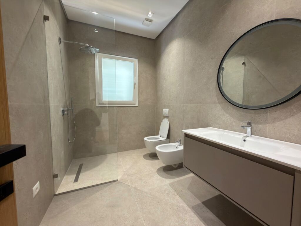Villa for rent for business