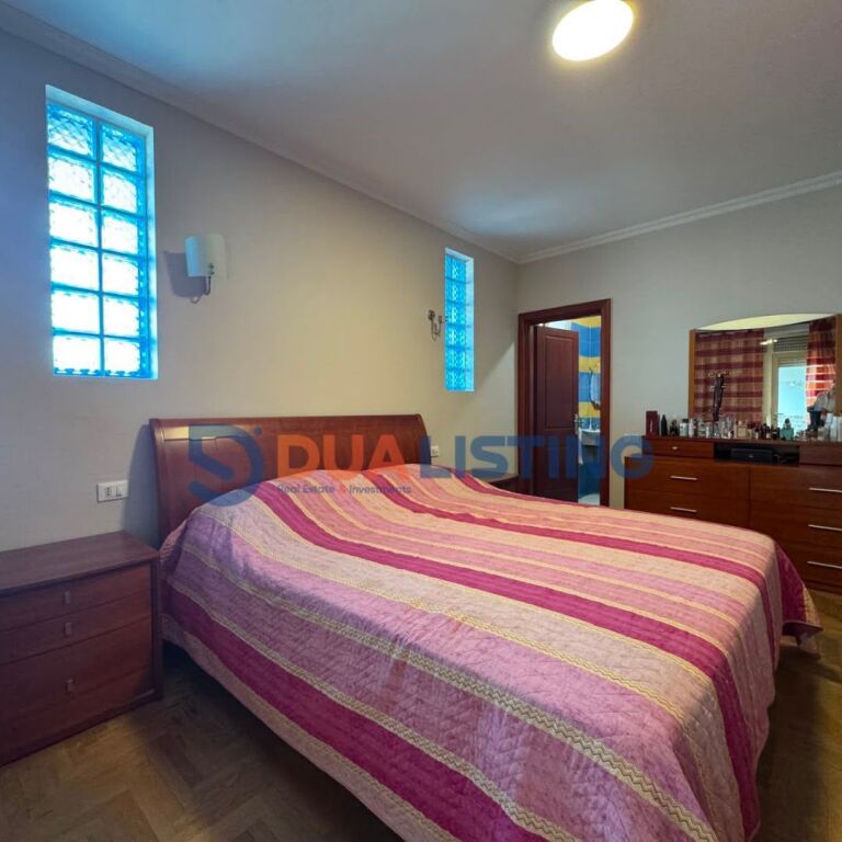 Apartment for sale Paris Commune