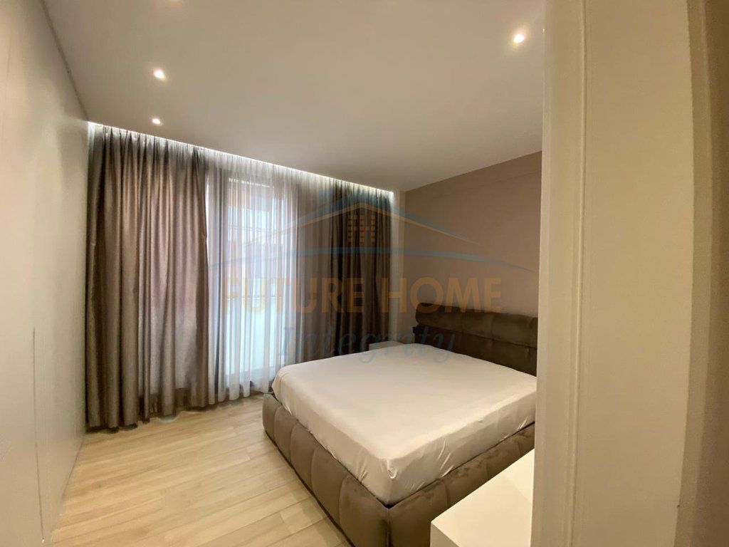 Qera, Apartament 1+1+Post Parkimi, TEG, Tiranë.
