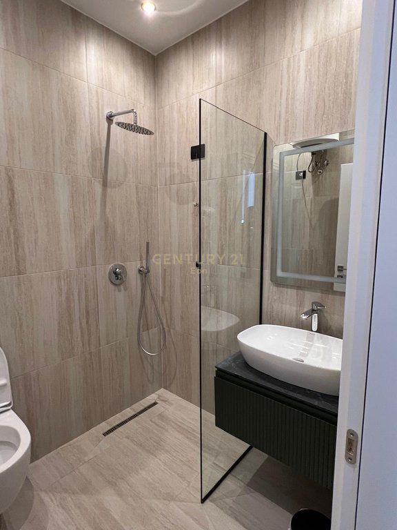 APART-HOTEL NE SHITJE NE PLAZH,VIJE E DYTE ME DETIN !