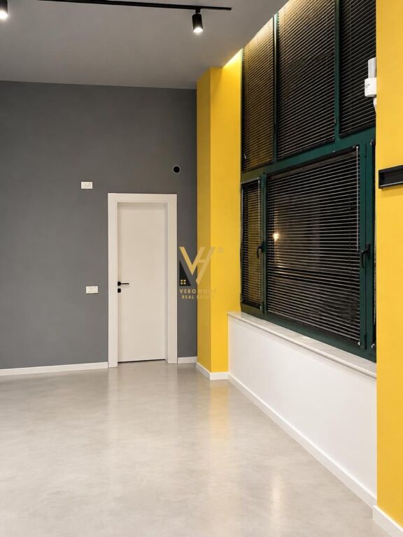 JEPET DYQAN 47 M2 ME QIRA TE LIQENI ARTIFICIAL 1.500 EURO