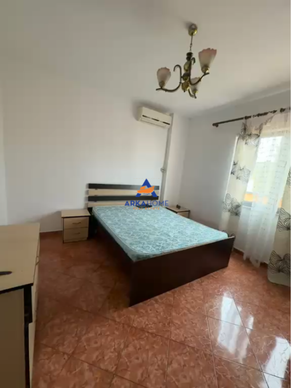 APPARTAMENTO IN AFFITTO 2+1+BALCONE "RRUGA E DIBRES, FACOLTÀ DI MEDICINA" 42.000 LEKE