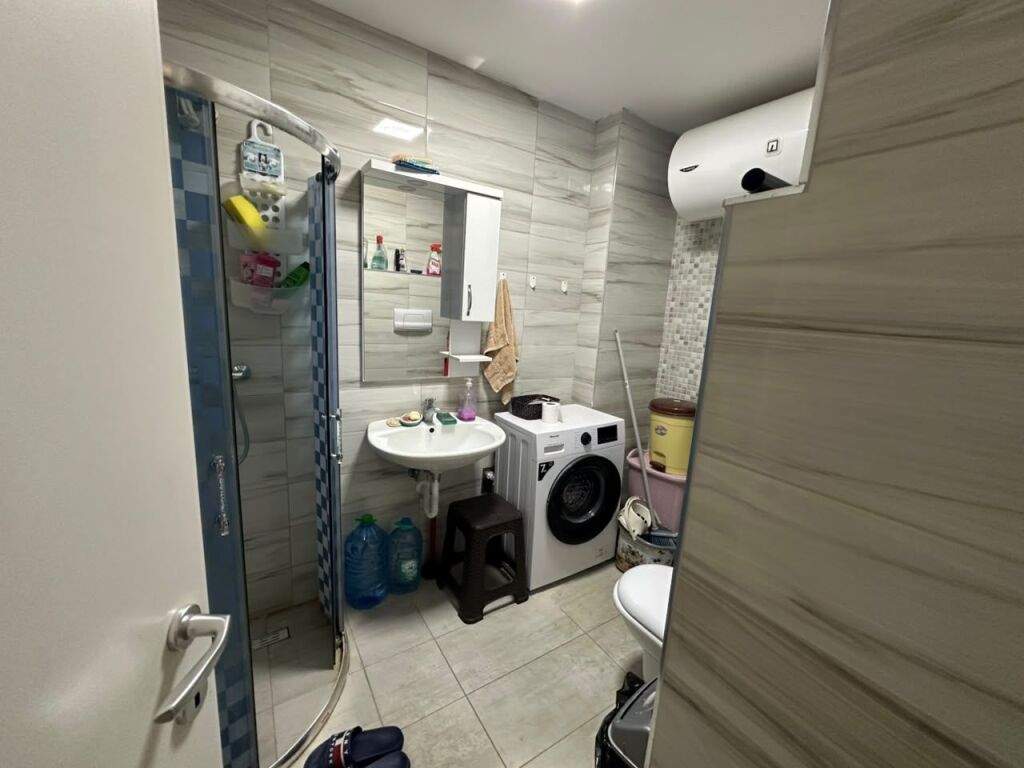 🌊🏡 SHITET APARTAMENT 1+1 – VJIA E PARË ME DETIN, SHKËMBI I KAVAJËS