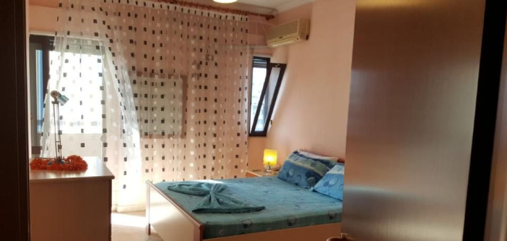 APARTAMENT 1+1 ME QIRA PRANE GARDES