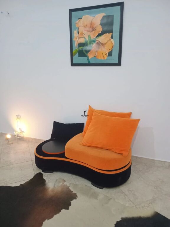 SHOP FOR SALE 48 M2 21 DECEMBER 16,500,000 LEKE  FH-97729