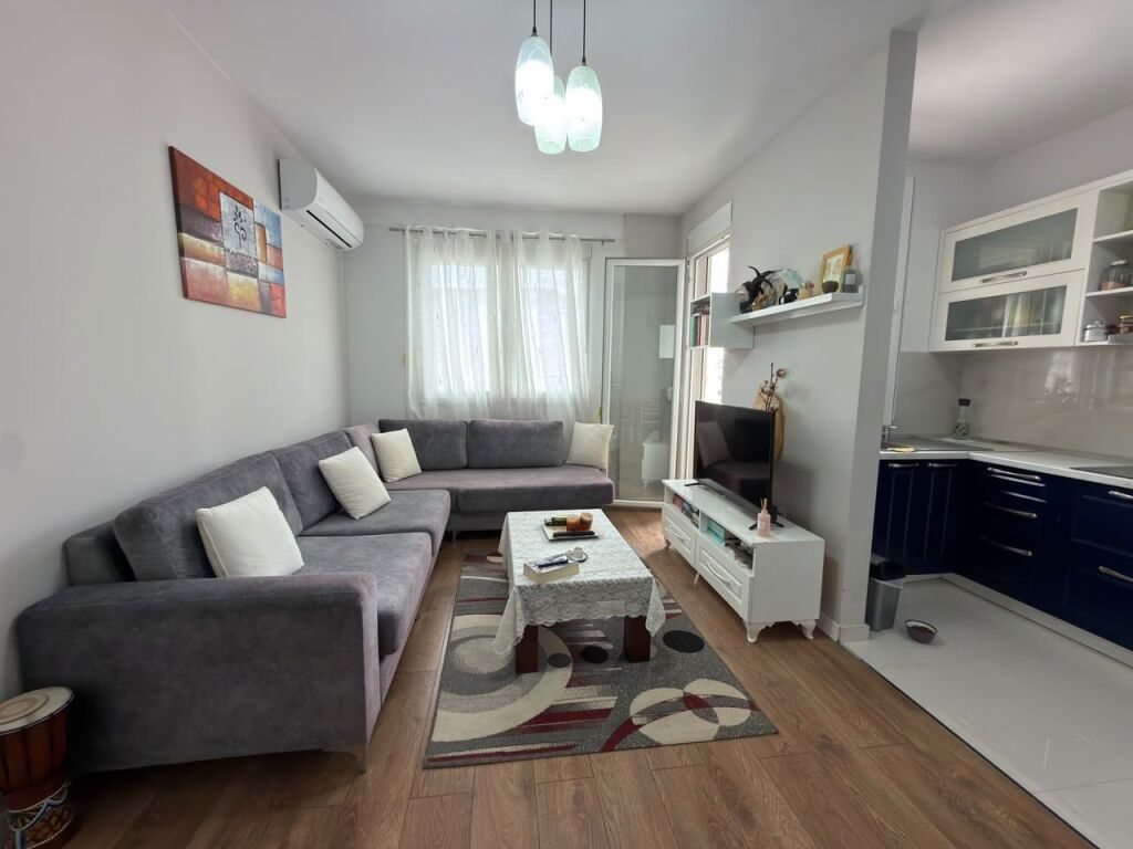 Apartament 1+1 Ne Shitje, Prane Shkolles Mihal Grameno