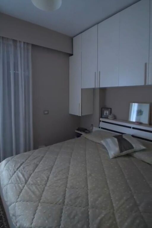 Appartamento 2+1+2+2 Posti Auto in vendita a Komuna e Parisit, vicino a EHW.