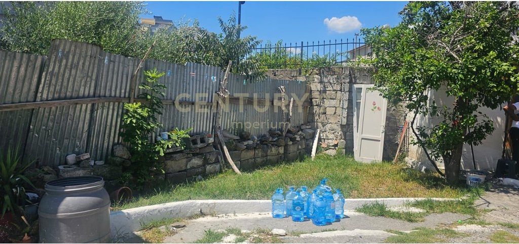 Shtëpi 2+1 Në Shitje në Elbasan Qender - 100,000.00€ | 71 m²