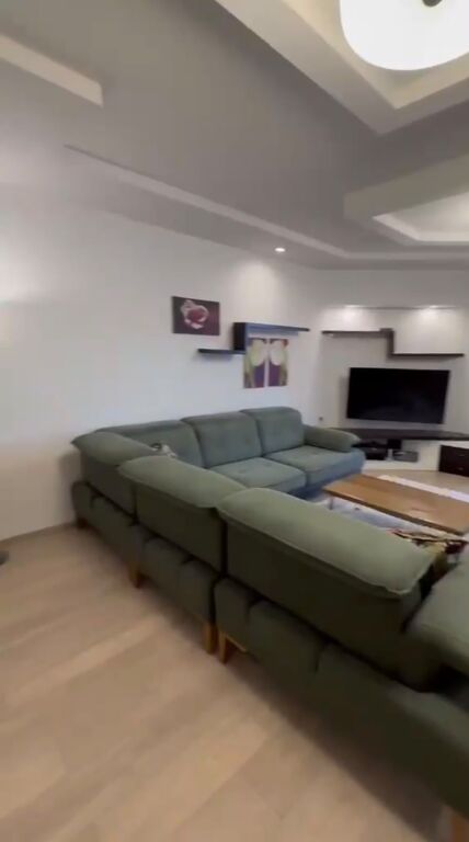 Komuna e Parisit, shitet apartament 2+1 ME HIPOTEKE.