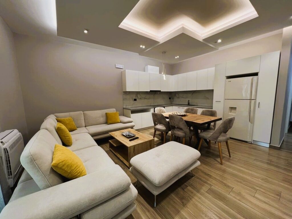 🏡Apartament 2+1 me qira+kopsht🌿PRANË TEG-ut 🏡