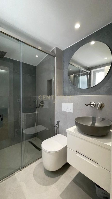 Appartamento 3+1 in affitto con veranda, posto auto incluso – arredamento nuovo, Giardino Botanico! 1.600 € /Mese