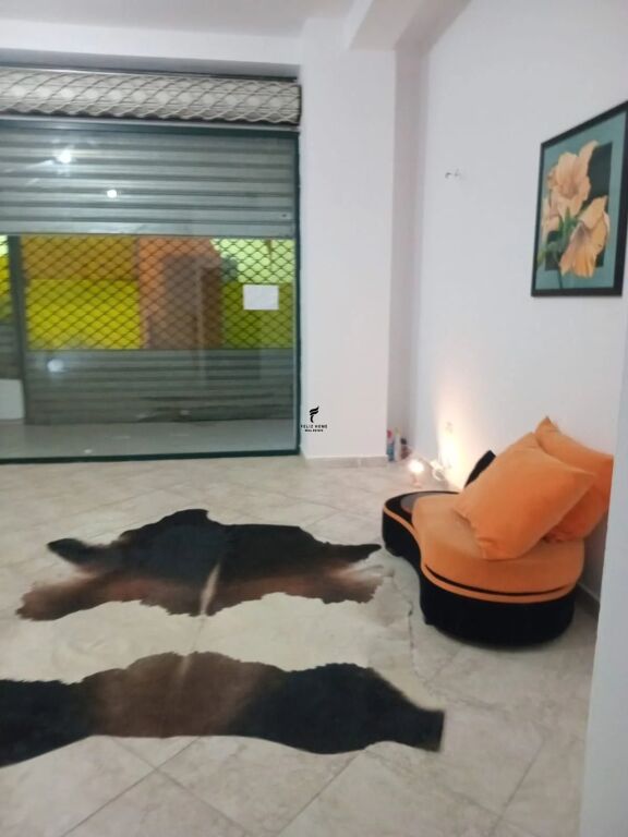 SHOP FOR SALE 48 M2 21 DECEMBER 16,500,000 LEKE  FH-97729