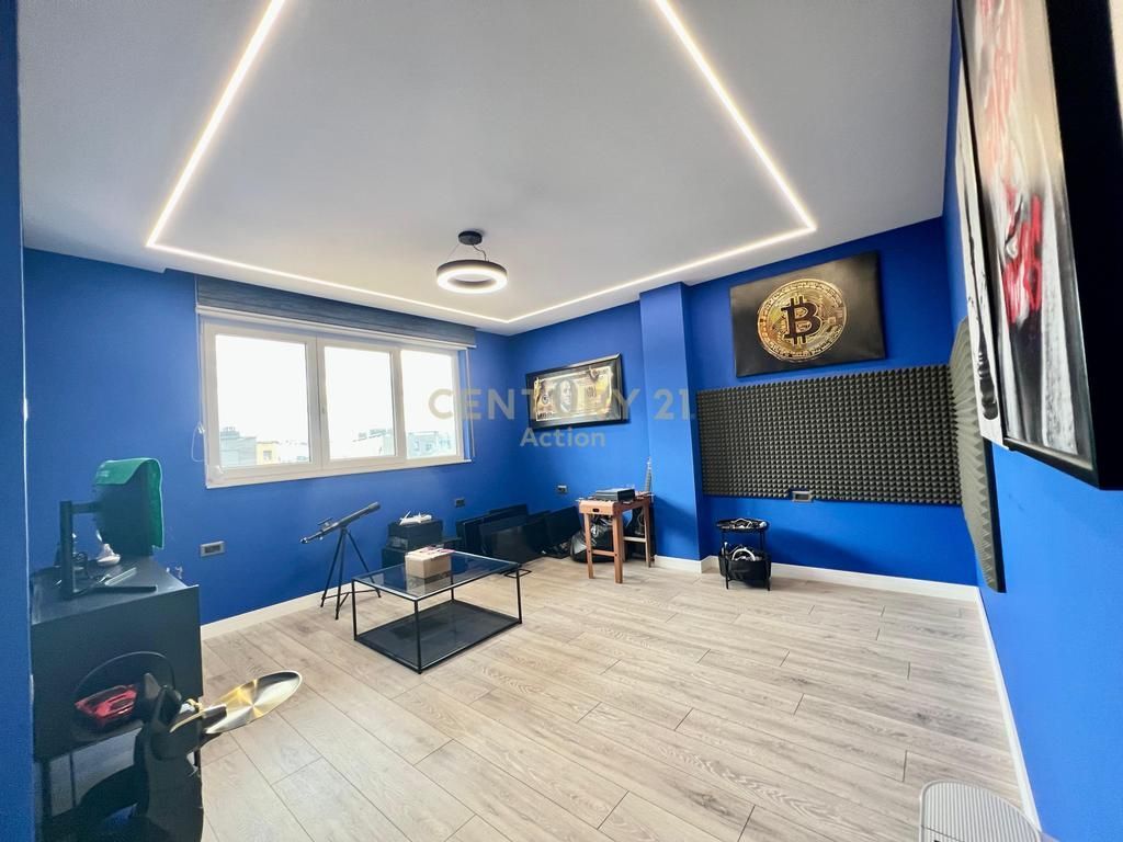 QIRA, ZYRË MODERNE - 📐 180 M2 me POST PARKIMI &amp; PAMJE, PORCELAN‼️ 1,600 € /Muaj
