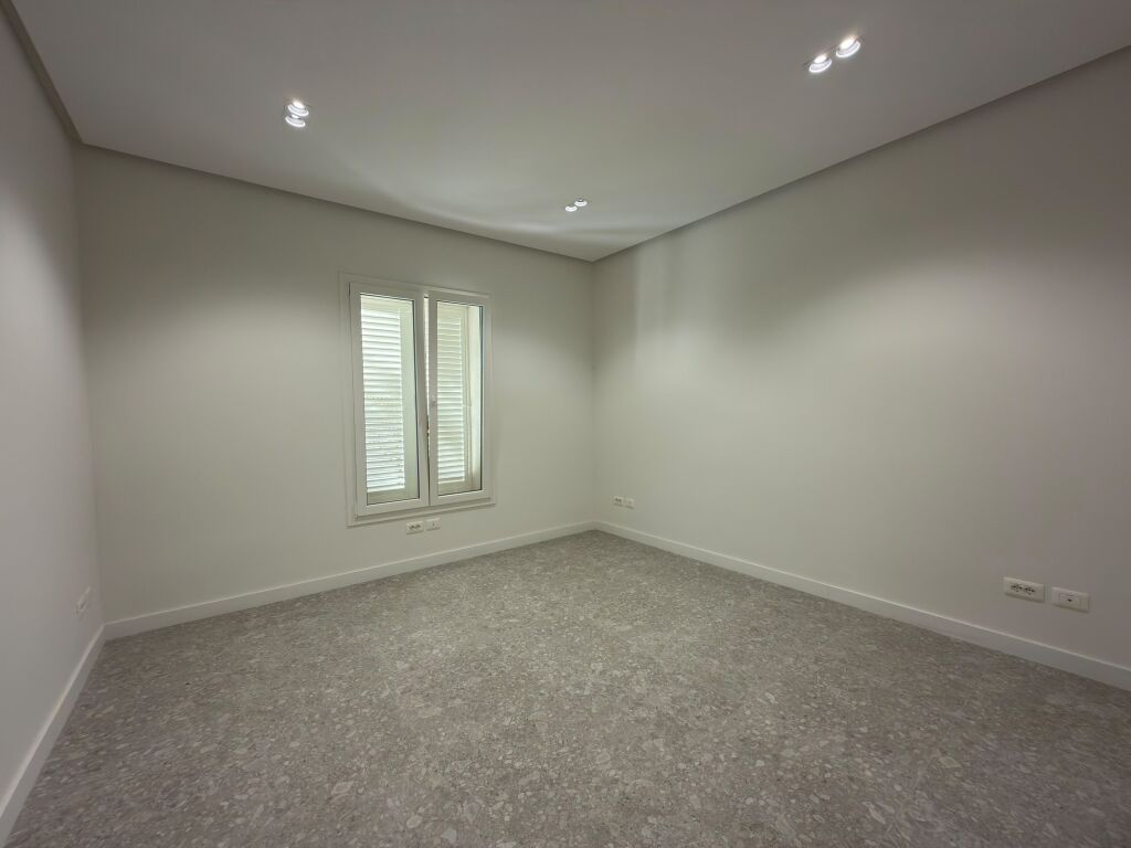 Villa for rent for business