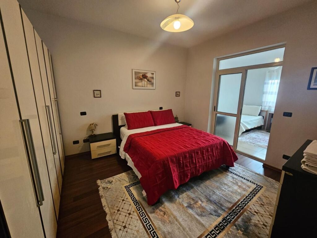 🏠 Per qira Apartament  2+1+2 Prane Gjykates Durres