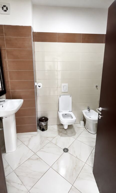 Jepet me Qera Apartament 2+1+2 📍Astir , Buze Unazes