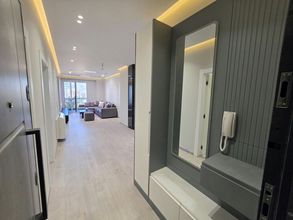 🏡 JEPET ME QIRA APARTAMENT 2+1 + DHOMË DOLLAPI + PARKIM 🏡  📍 Adresa: Don Bosko, pranë Vizion Plus