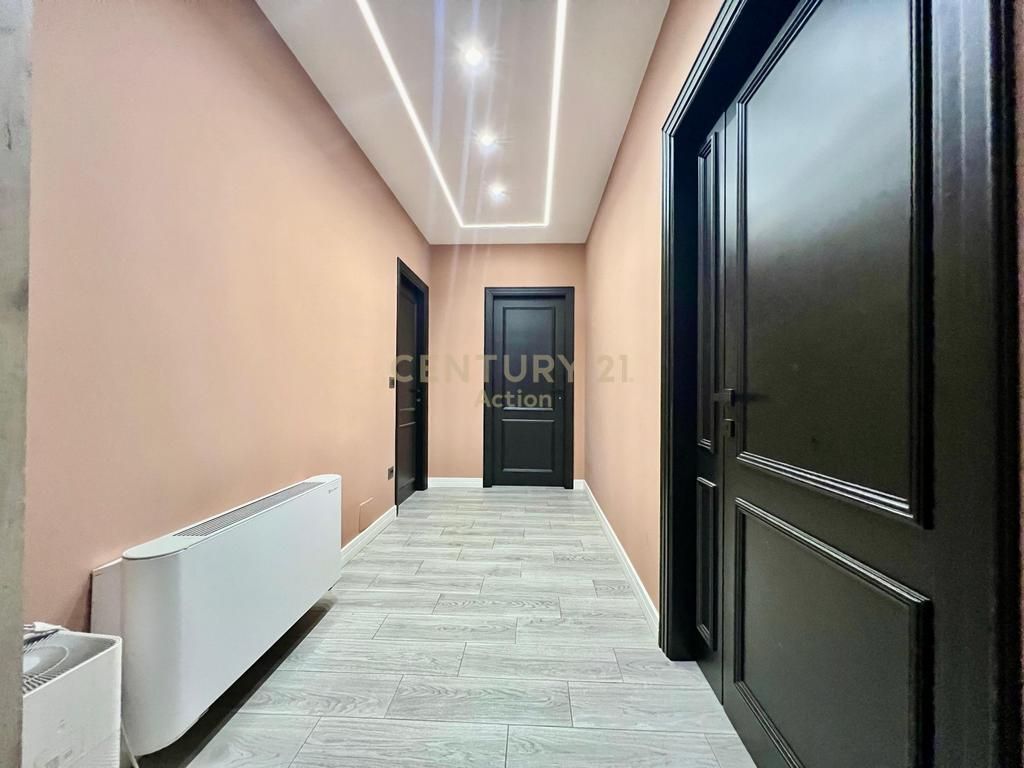 QIRA, ZYRË MODERNE - 📐 180 M2 me POST PARKIMI &amp; PAMJE, PORCELAN‼️ 1,600 € /Muaj