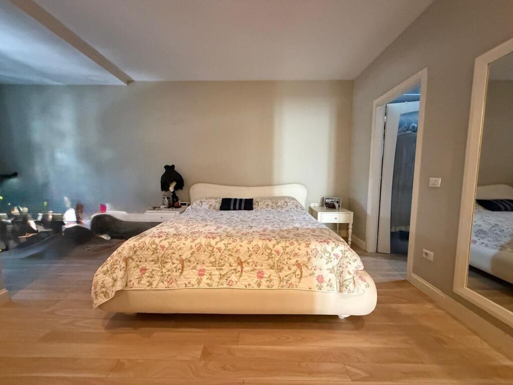 Shitet apartament 3+1+2+verande+garazhd tek Kodra e Diellit , prane Fondacionit Eleonor .  