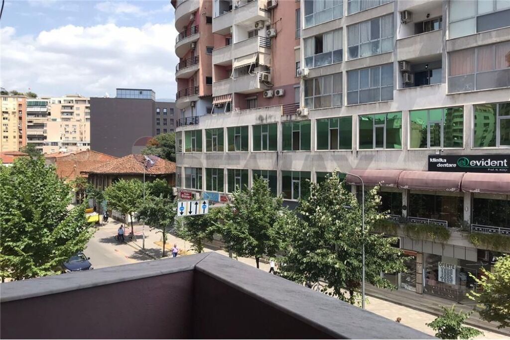 Apartament - Për Qira - Rruga e Dibrës, Tiranë(ID: 530281030-2516)