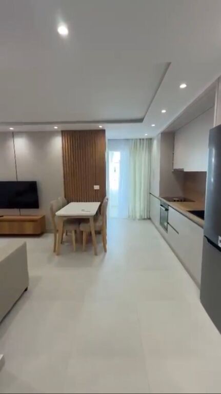 Shitet apartament 1+1 plazh