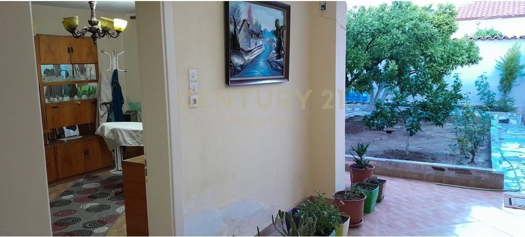 Shtëpi 2+1 Në Shitje në Elbasan Qender - 100,000.00€ | 71 m²