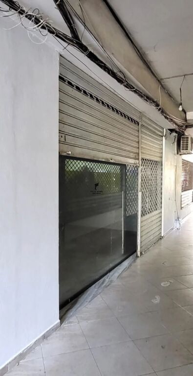 SHOP FOR SALE 46.7 M2 21 DECEMBER 16,000,000 LEKE  FH-97741