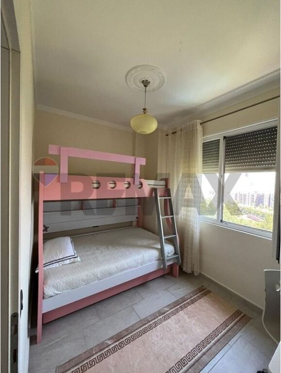 Apartament - Për Shitje - Kopshti Botanik, Tiranë