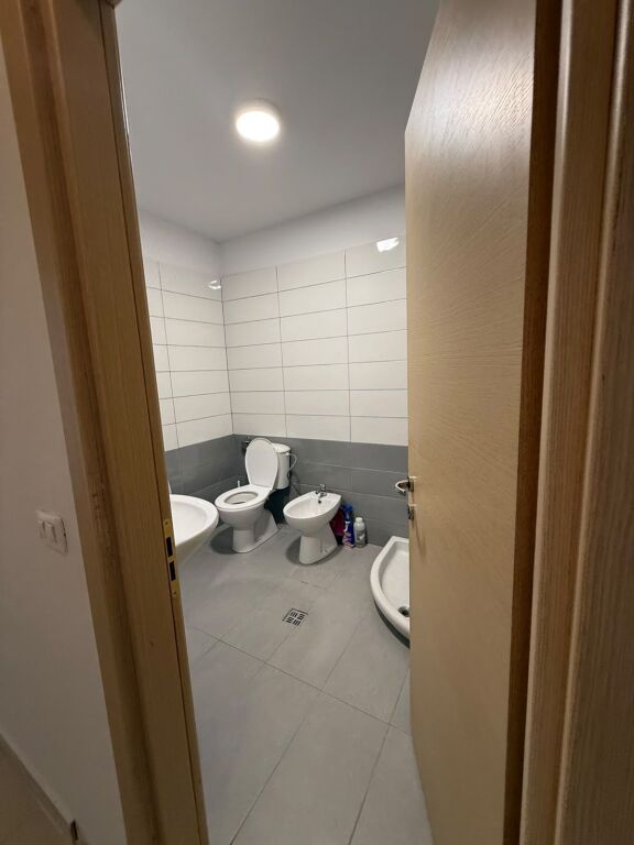 Apartament / Zyre me qira ne Kinostudio