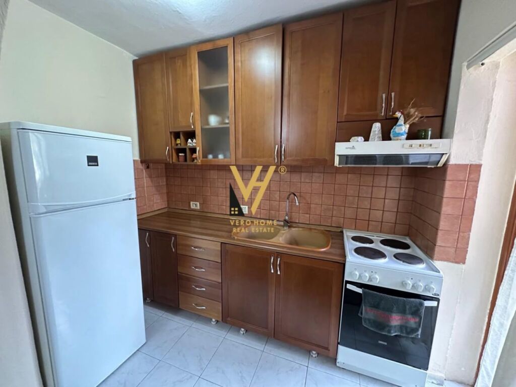 SHITET APARTAMENT 1+1 TE AMBASADA AMERIKANE 155.000 EURO