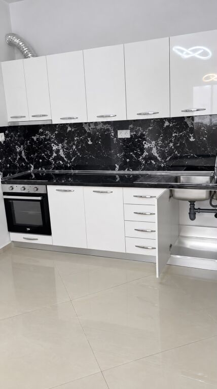 JEPET APARTAMENT 2+1 ME QIRA – FRESK