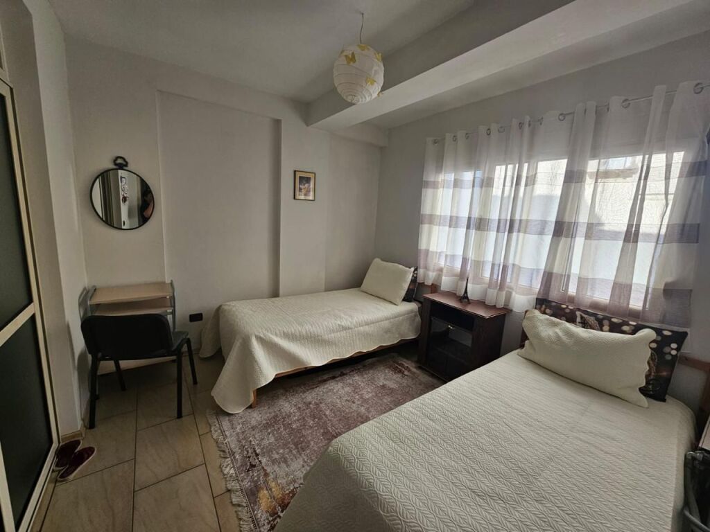 🏠 Per qira Apartament  2+1+2 Prane Gjykates Durres