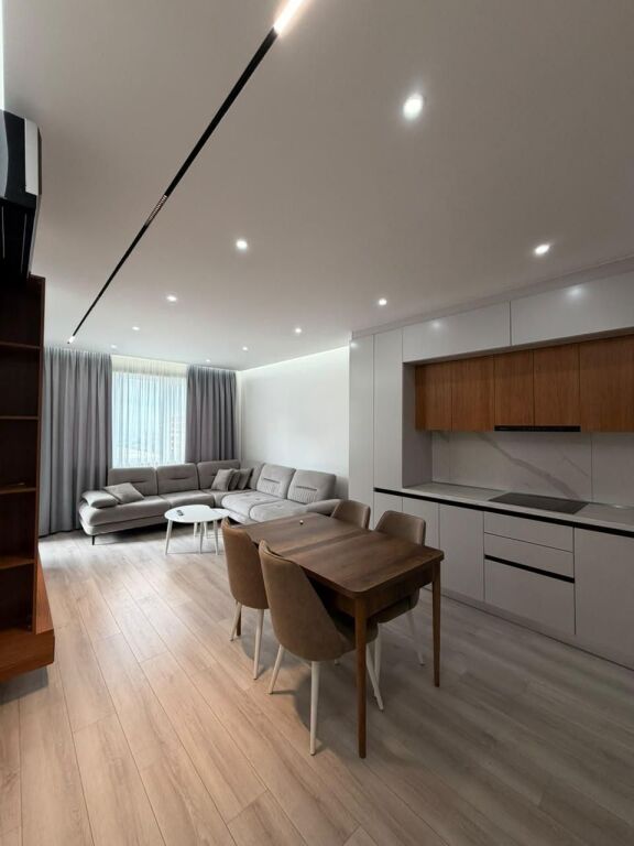 🏡 APARTAMENT 2+1 ME QIRA – UNIVERS CITY