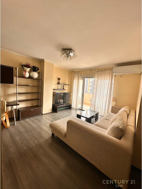 Appartamento Moderno 2+1+2 in Vendita a Ish Blloku, Tirana 350.000 €