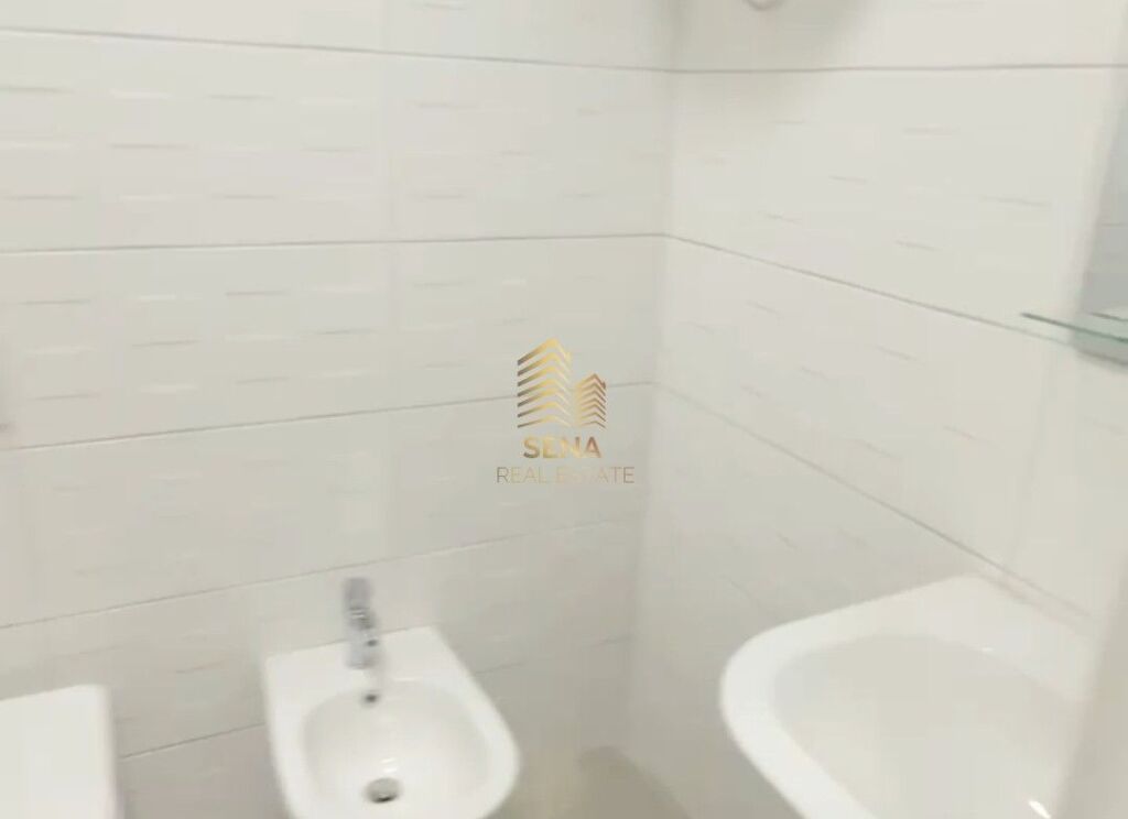 Qira, Garsoniere, Komuna e Parisit, 35.000 Leke/Muaj