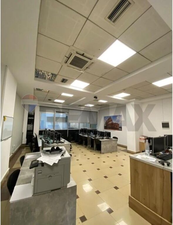 Office - For Rent - Bardhok Biba Street, Tirana(ID: 530261060-2477)