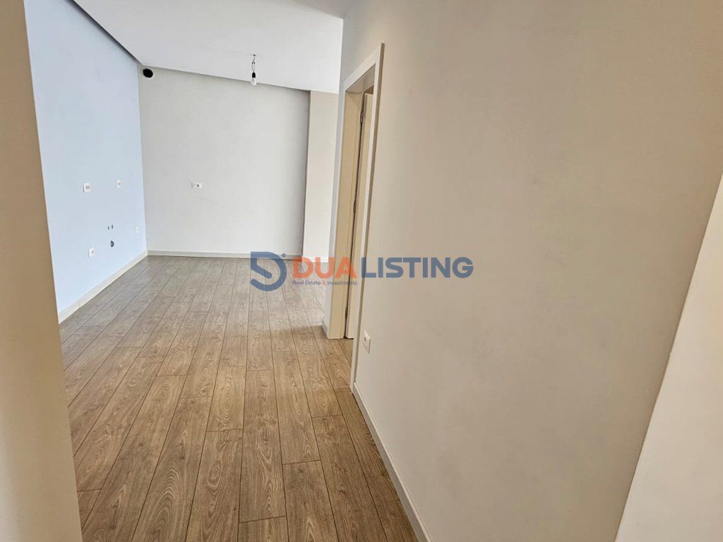 SHITET APARTAMENT 2+1 DHE GARSONIERE ZOGU I ZI, TIRANË