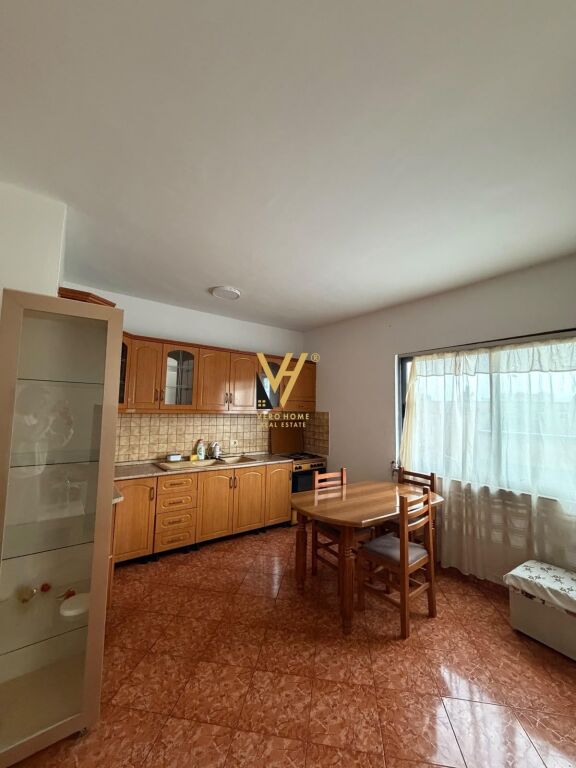JEPET APARTAMENT 2+1+2+BLK ME QERA TE QSUT 42.000 LEKE