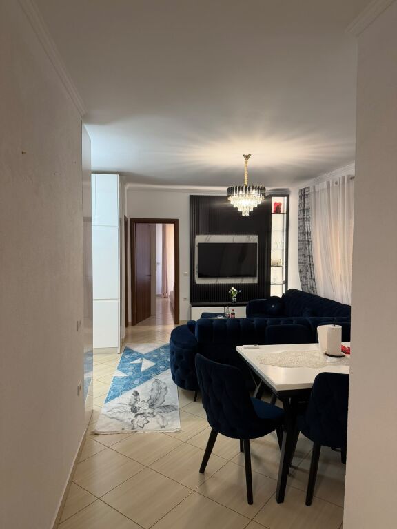 APARTAMENT 2+1 ME QERA – ZJARRFIKËSJA, VLORË