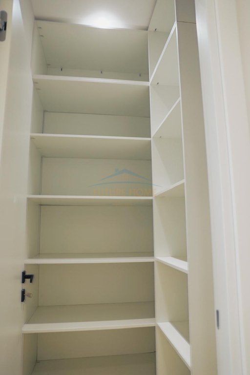Shitet, Apartament 2+1+2, Sheshi Willson , Tirane