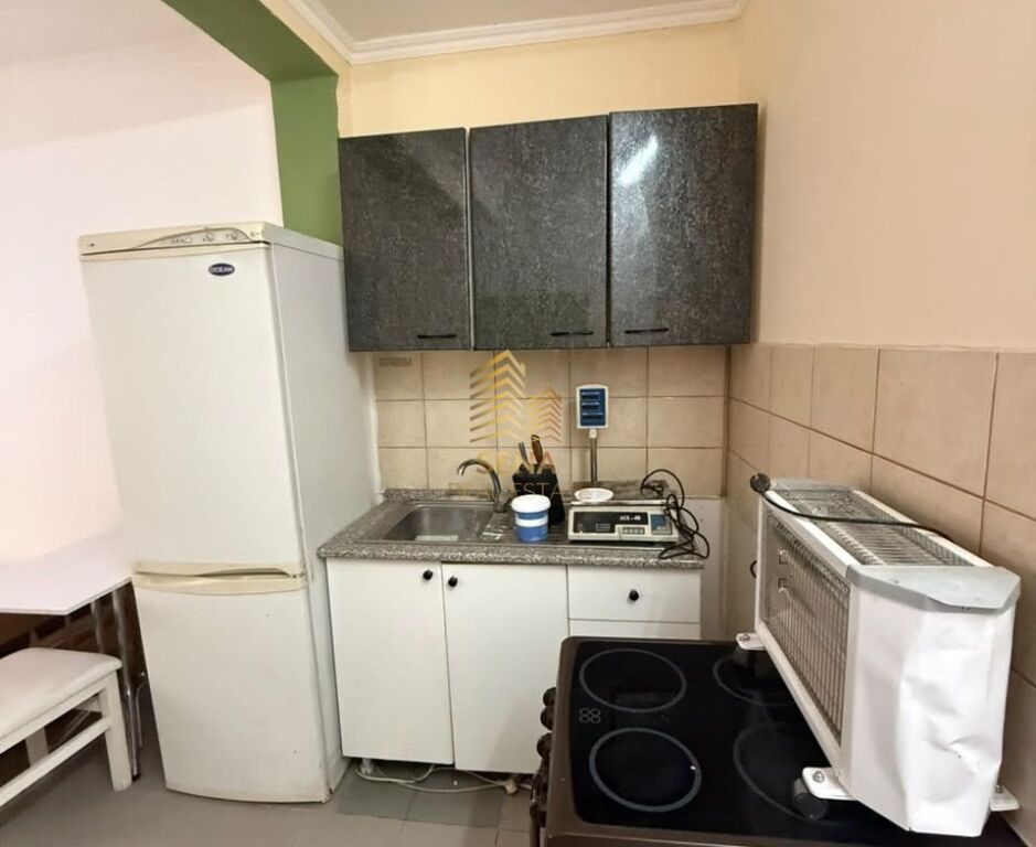 Qira, Garsoniere, Komuna e Parisit, 35.000 Leke/Muaj