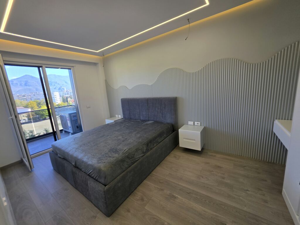 🏡 JEPET ME QIRA APARTAMENT 2+1 + DHOMË DOLLAPI + PARKIM 🏡  📍 Adresa: Don Bosko, pranë Vizion Plus