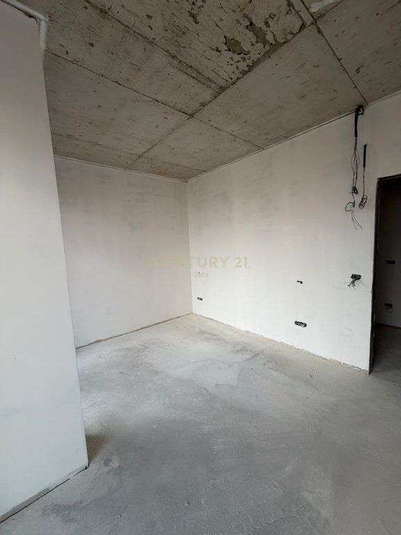 Apartament 2+1+2 Për Shitje Rezidenca Oberon, Tiranë