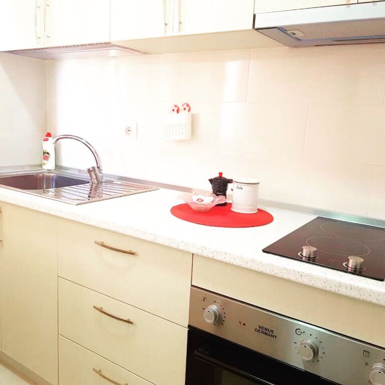 Apartament Garsoniere me qera  VLORË