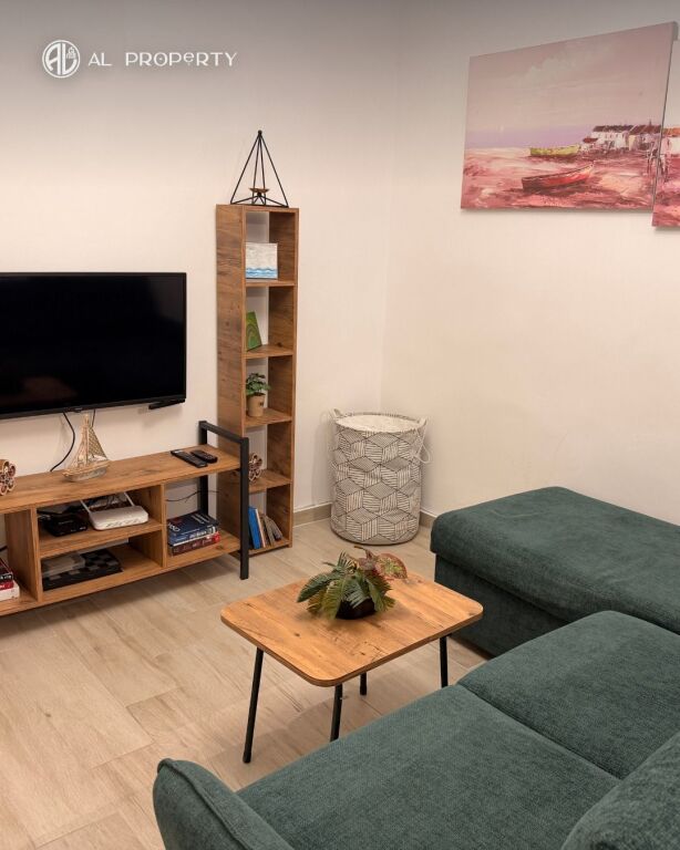Apartament 1+1 vije e pare me detin tek Shkëmbi i Kavajës